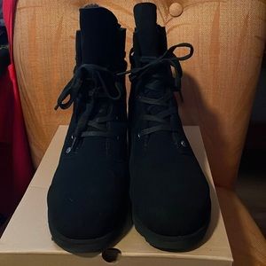 Bear Paw Krista ankle boot